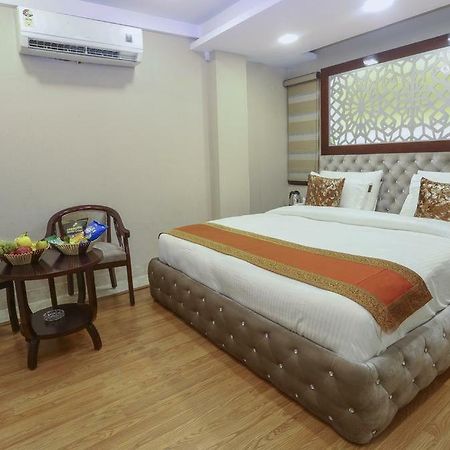 Hotel L'Affaire Делі Екстер'єр фото